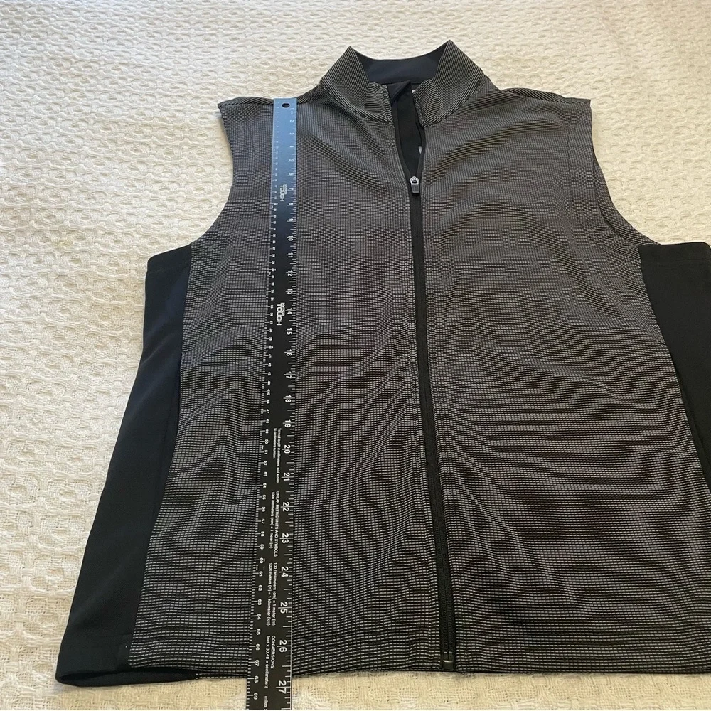 PGA Tour Men's Charcoal and‎ Black Vest~ Size Medium